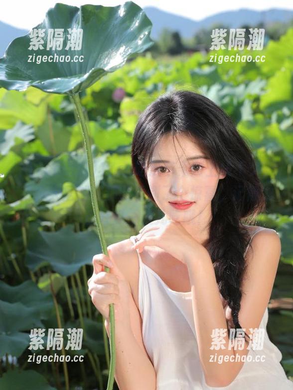 17cc吃瓜 17cc吃瓜苹果版上线不久,我今天居然在那儿看到了个惊喜,记得准备好瓜一块儿吃哦!