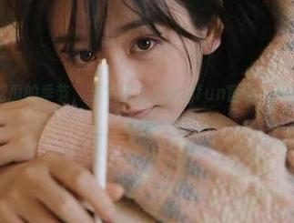 吃瓜的季节，当然得上51cgfun官网，感受那份轻松惬意。