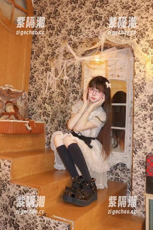 听说51吃瓜网站又出品了新玩意儿：五个倾城未婚妻！