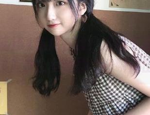 51吃瓜在线：当你发现自己的老板竟然在办公室追剧，一瞬间出戏了！