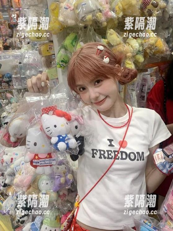 瓜田里的资源真丰富，51热门今天又在更新搞怪新鲜事！