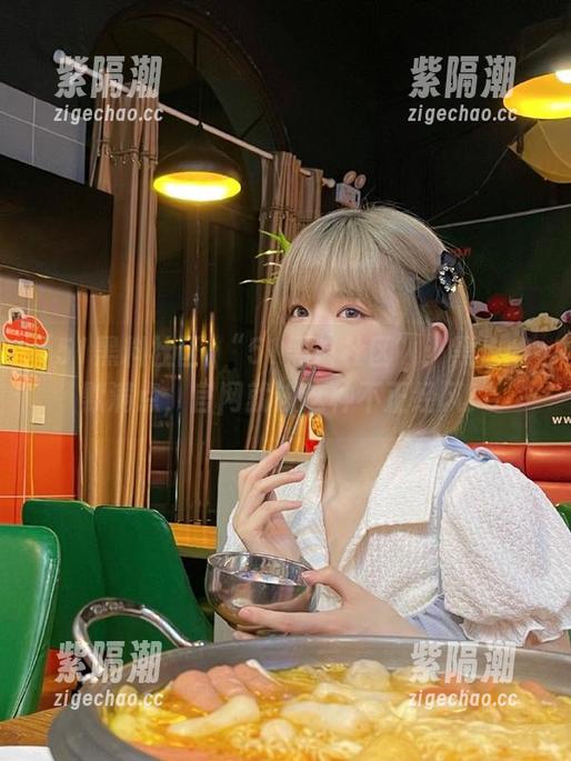 51黑料社区 “51黑料社区”:黑色幽默满点,官网就该这种不正经风!