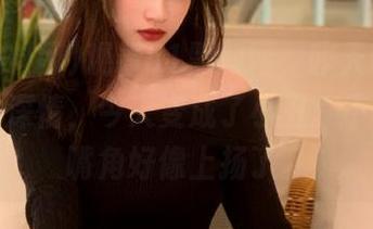 观看51黑料网，昨天以为路人甲的深情，今天变成了小丑。不，我的嘴角好像上扬了。