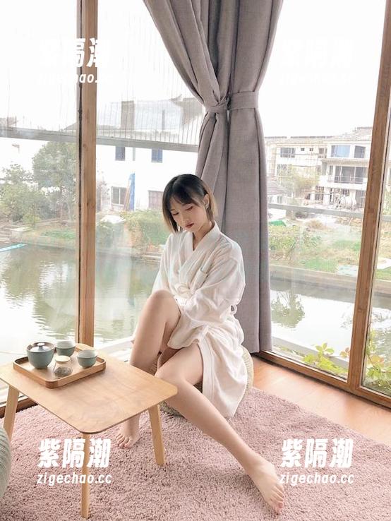 66吃瓜 视频炸裂!66吃瓜:在这场每日大赛中,谁的脸红得像苹果?