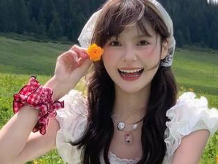 居然是91i吃瓜苹果版，让我觉得追星也可以那么轻松，单手滑着真perfect