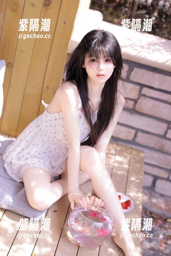 91吃瓜 91吃瓜黑料大放送,收藏起来慢慢品尝这份“黑暗甜点”。