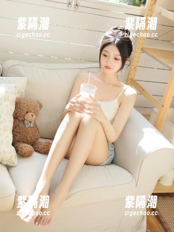打开92吃瓜中心，登录就像进入了八卦的游乐园：刺激又有趣！