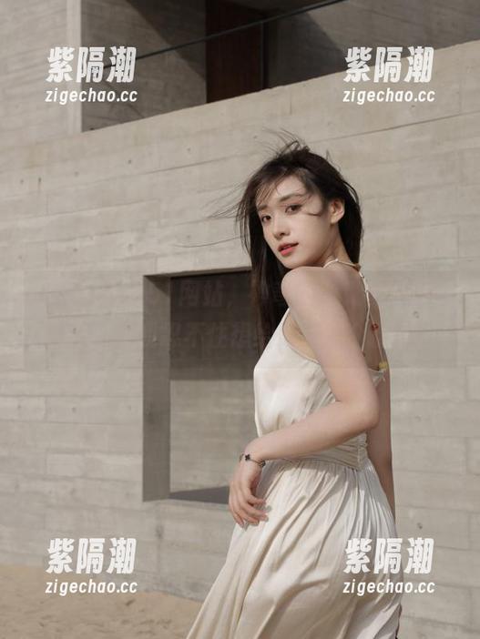 cg51网站，神奇的‘人前人后’转变，让我忍不住想给朋友发个链接！