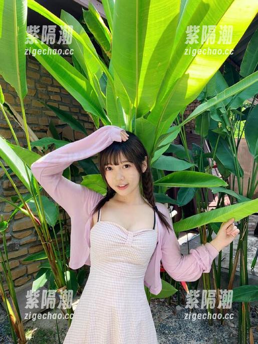 tttzzz668.su又更新了，黑料马不停蹄，谁有时间吃饭啊？