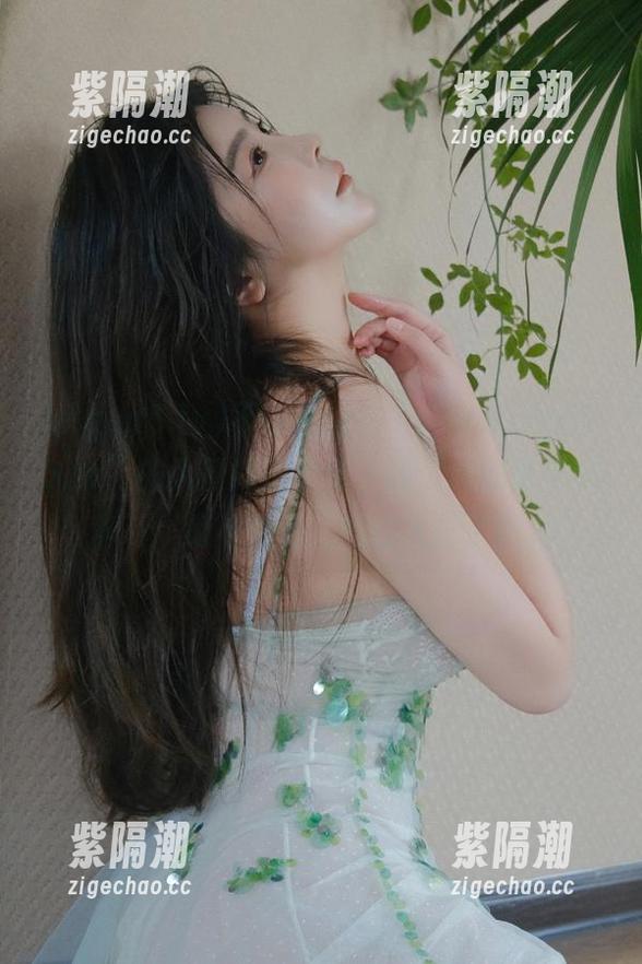 不经意间在“www.xgua5.tv”的入口探了个头，哇，真的是瓜田李下，瓜丛里的人气也太旺了吧。