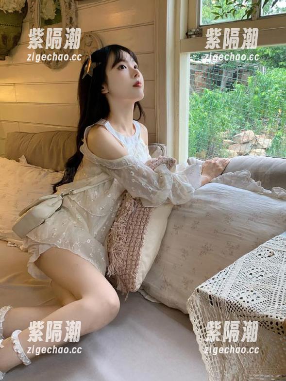 zztt 别傻了,下载“zztt333”,就能天天吃瓜,哈哈,好像有点上瘾。