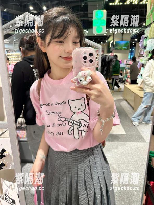 瓜吃得不夠爽？来九一吃瓜中心网ios，指尖滑动，无限补瓜！