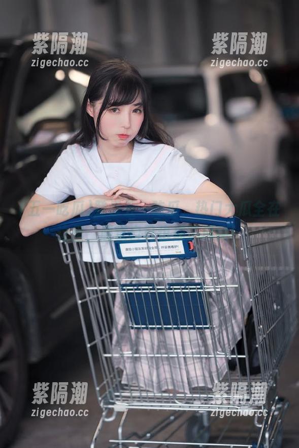 登录五一吃瓜，热门大瓜全在这里，感觉自己也成了瓜民！
