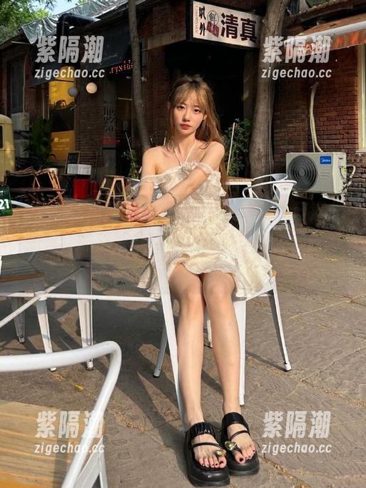 五一吃瓜网，在线入口满分福利，嘴里留颗瓜籽，心里却是无数吃瓜话题。