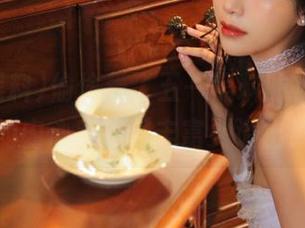 偷偷看了五一黑料的视频，我的内心戏简直丰富到溢出！