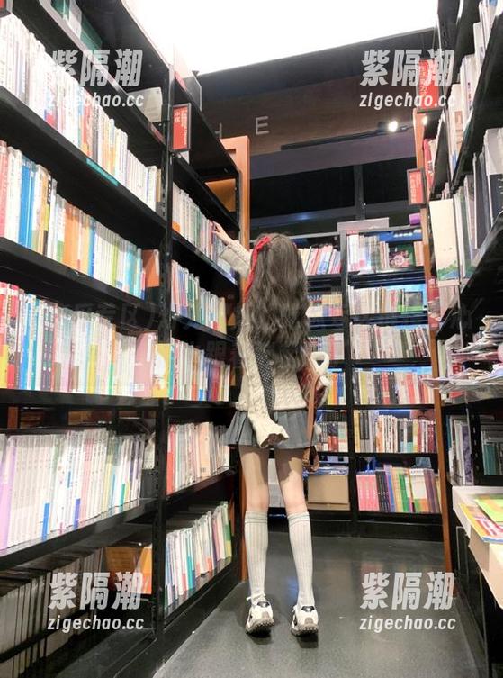 吃瓜专区 灯光闪烁的吃瓜专区链接?心情也跟着蹦起来了