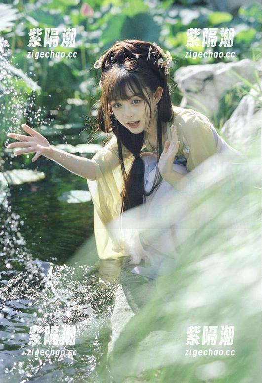吃瓜网 原本只是想瞄一眼www.51cg.fun吃瓜网苹果版,没想到却陷到“瓜海”中不能自拔!