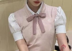 观看“www.51cg.fun吃瓜网”时，总能体会到某种微妙的快感，哼哼