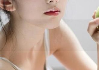 听说吃瓜网苹果版主打‘瓜你一脸’，你敢不下载试试？