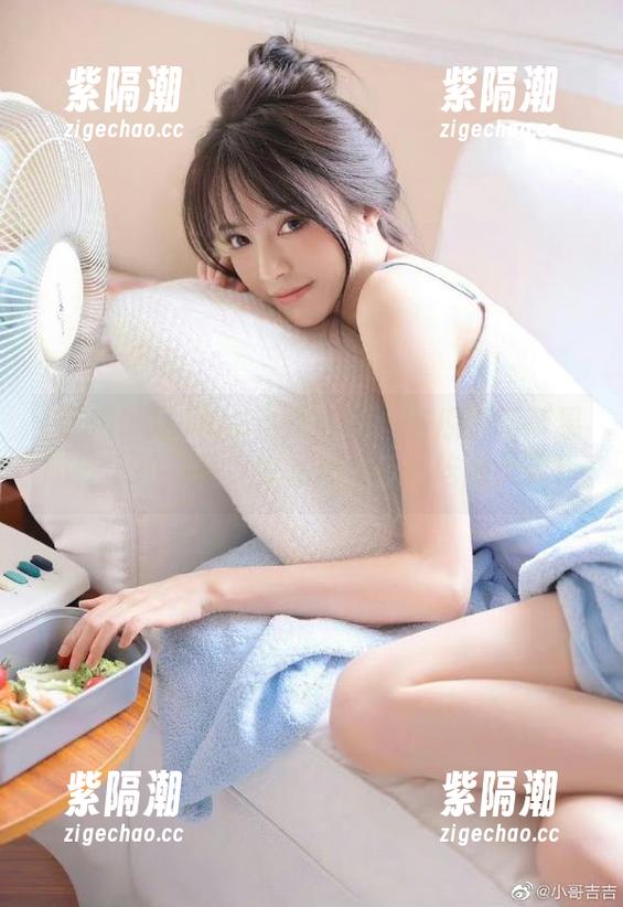 iOS小伙伴们：吃瓜论坛苹果版终于来报到，快来加入我的吃瓜大军！