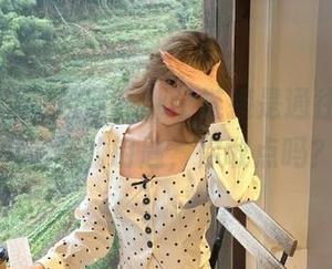 哈哈，那个链接是通往隐秘吃瓜论坛的钥匙，你敢点吗？