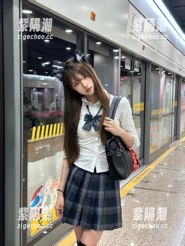 “我爱五一吃瓜”官网今天发布的内容，让我有点心动，但又莫名不安。