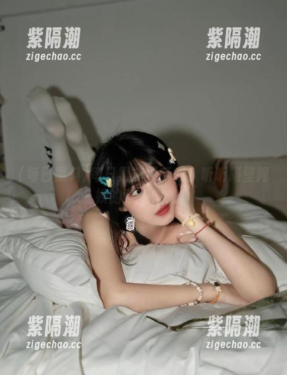 每日黑料更新啦！听听隔壁阿姨的奇葩眼光！