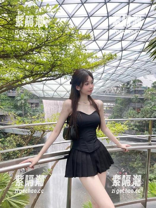 一不小心收到了“海角吃瓜”的地址，果然八卦好像很火热哦！