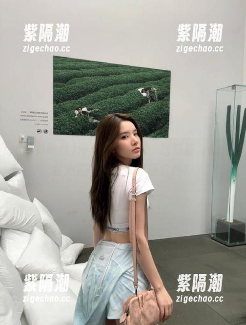 海角吃瓜官网，吃瓜群众的分裂心态，你们都经历过吗？