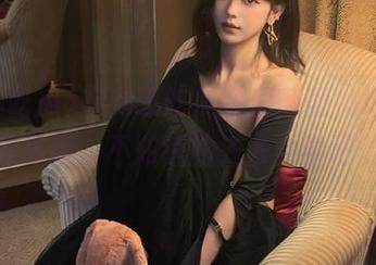在网曝吃瓜随便翻翻，地址全是热搜，不知道的先去学学吧。