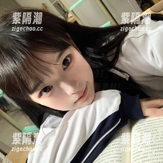 黑料91 动手登陆黑料91,给自己的吃瓜时光输送点新鲜素材!
