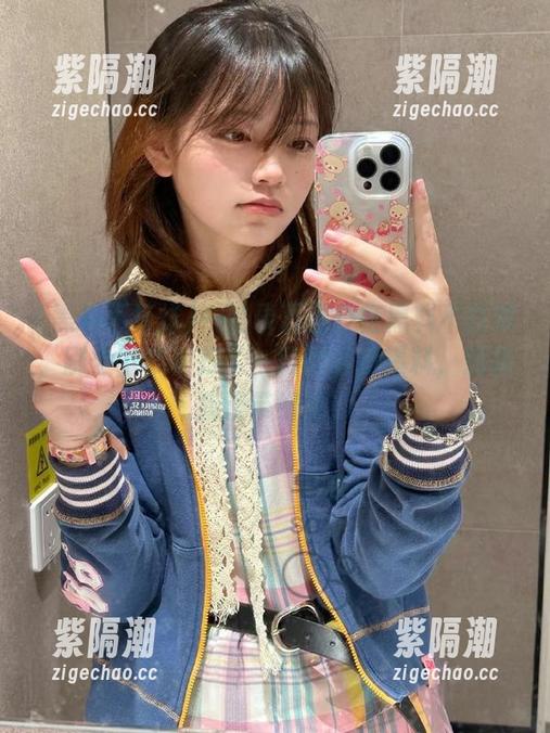 一登录万里长征黑料不打烊，刚坐下就被扫了一脸的最新爆料，别说我没带好瓜！