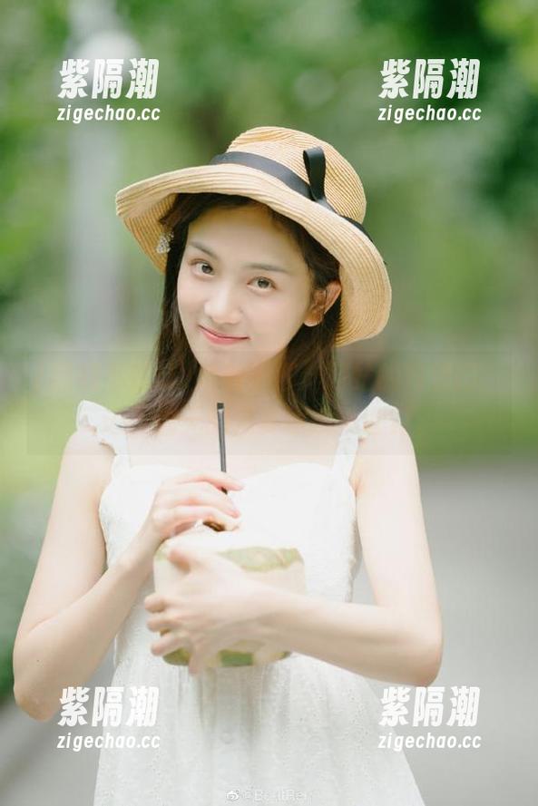 黑料不打烊网站的传送门，进入虚无的八卦冰淇淋世界。