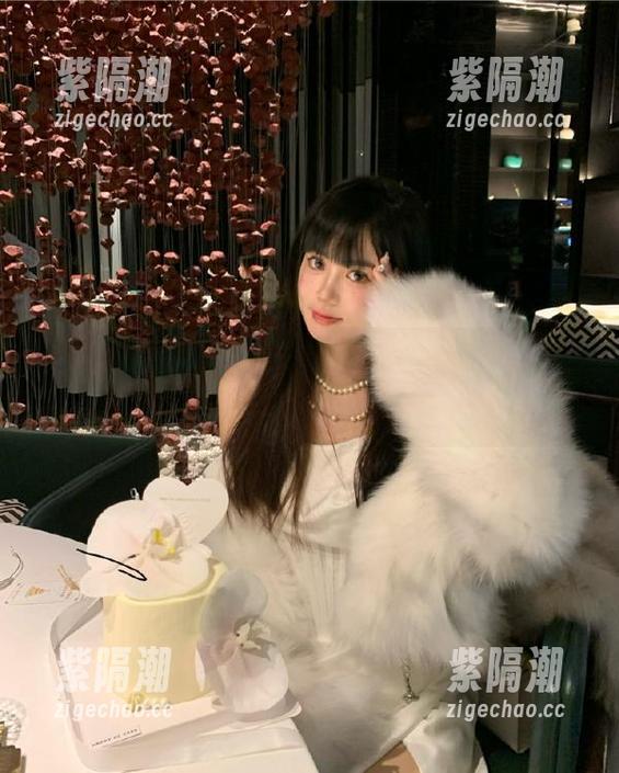 想吃瓜？黑料在线直达，告别干巴巴的八卦！