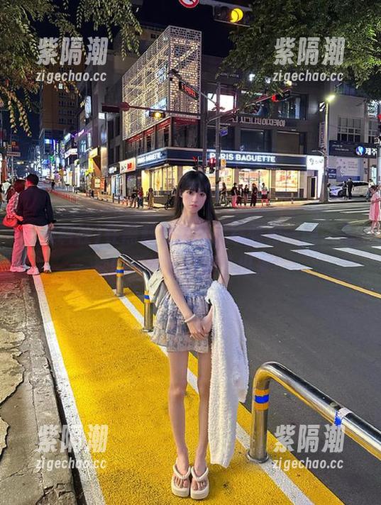 在黑料社官网在线轻松一刷，生活的奇性又被抖了出来！
