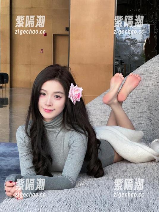 网页又翻了一番：黑料社区把八卦玩得如胶似漆