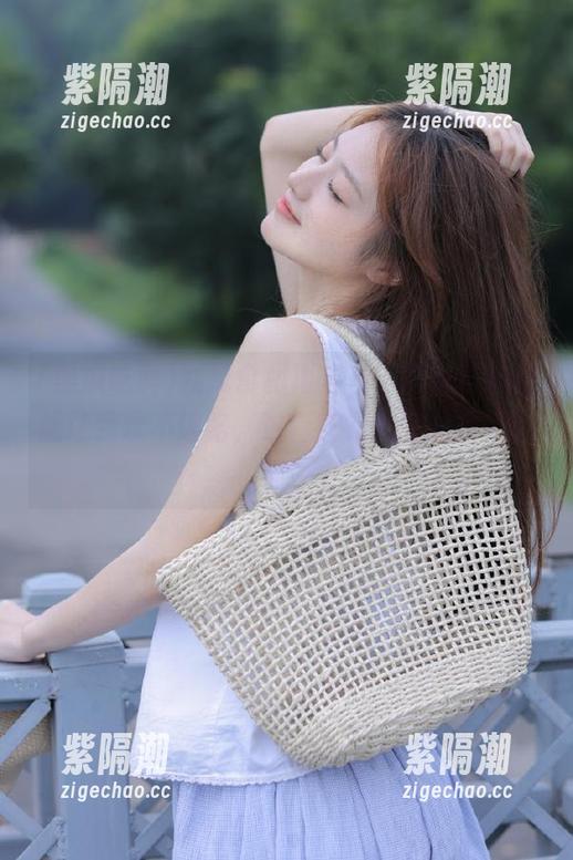 就算食材再复杂，黑瓜吃料也能让我永不迷路，这简直是吃瓜的神奇旅程！